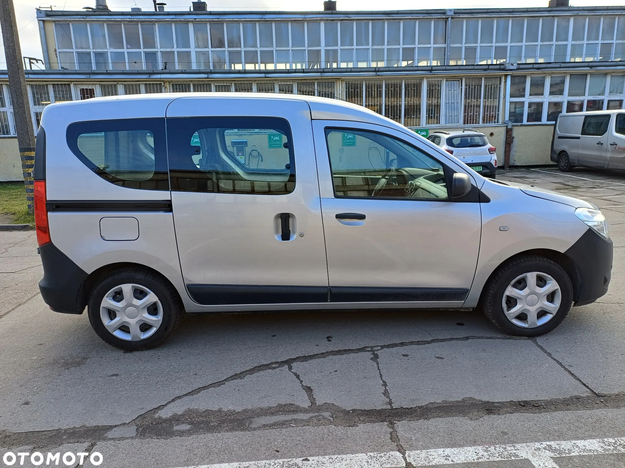 Dacia Dokker 1.6 SCe Ambiance Plus - 6