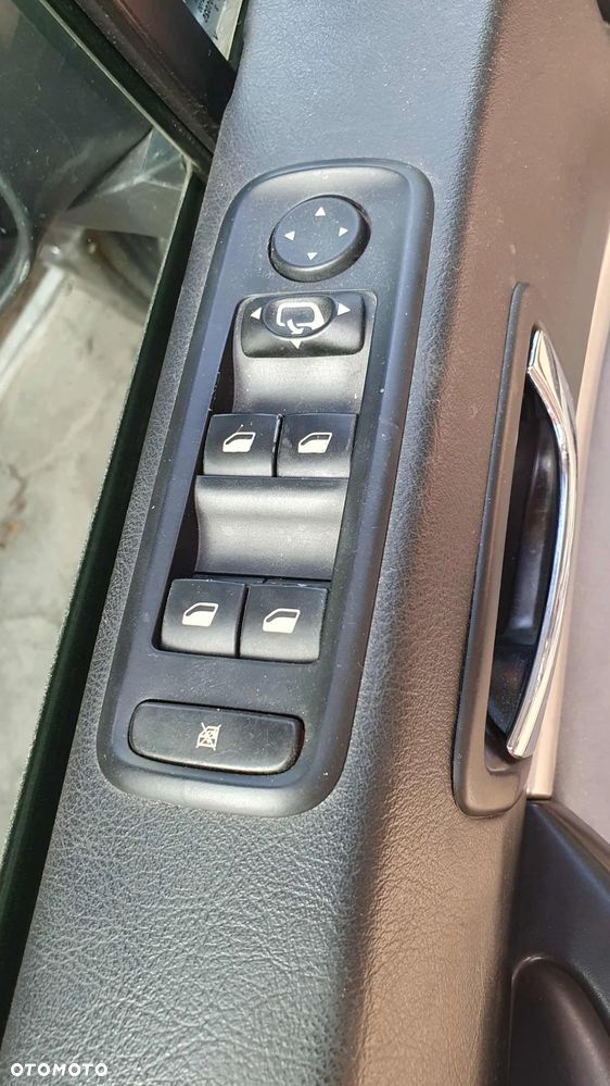 Peugeot 807 HDi 135 Active - 17