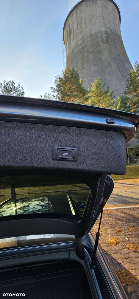 Audi A4 Avant 2.0 TDI S tronic quattro - 21