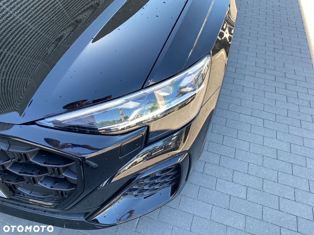 Audi Q8 - 9