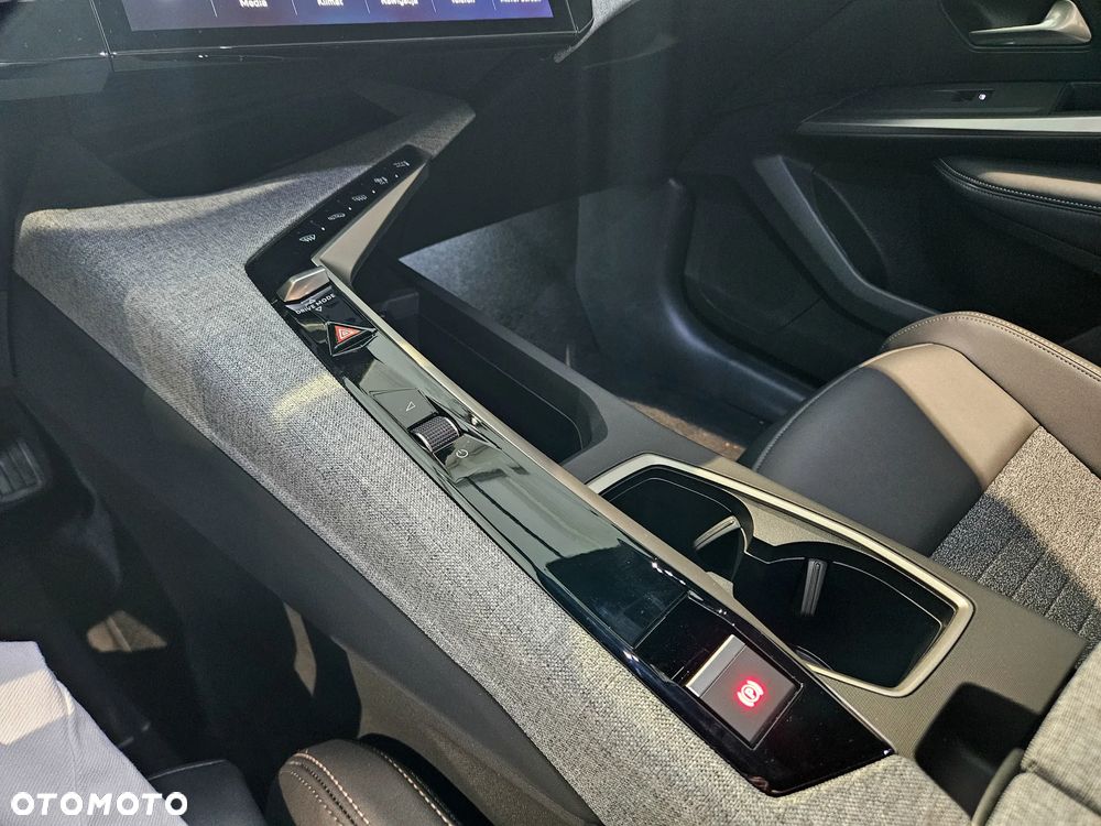 Peugeot 3008 - 11