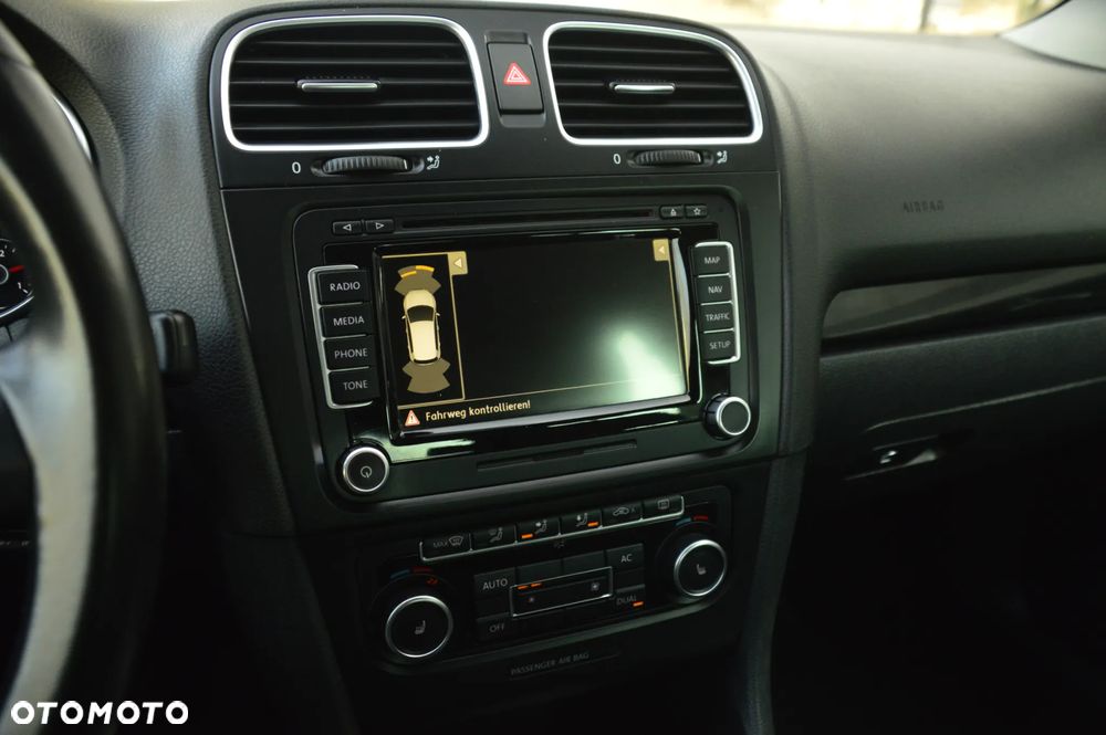 Volkswagen Golf 1.4 TSI BlueMotion Technology Cup - 33