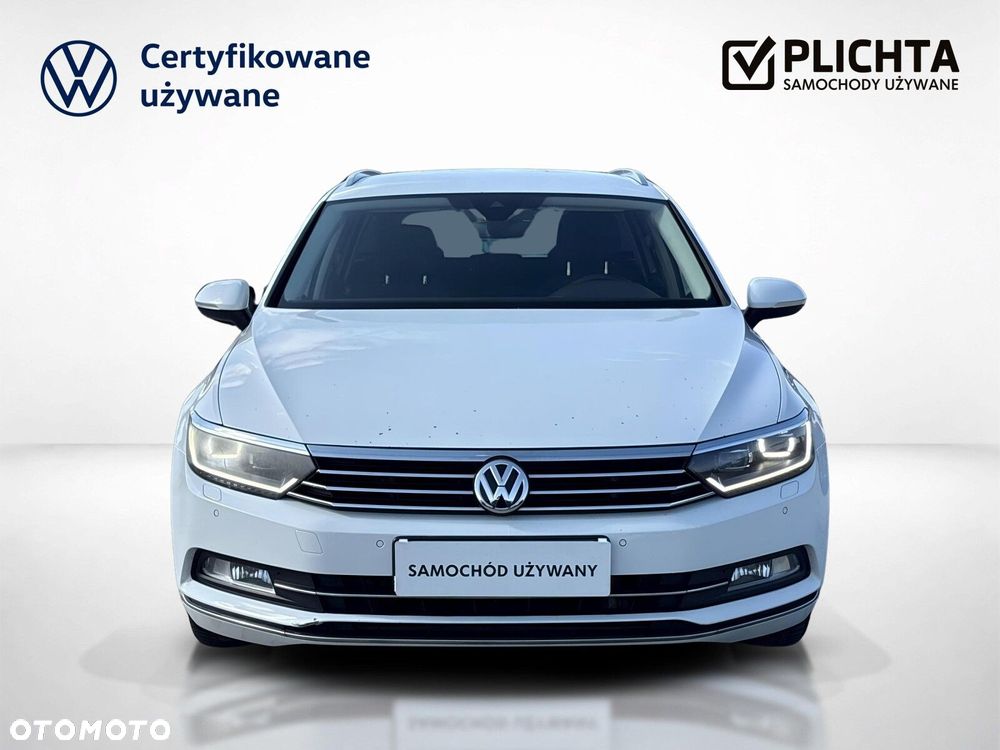 Volkswagen Passat - 8