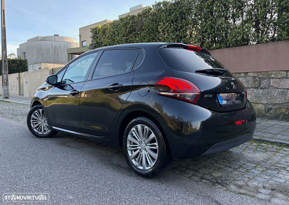 Peugeot 208 1.2 PureTech Style - 2