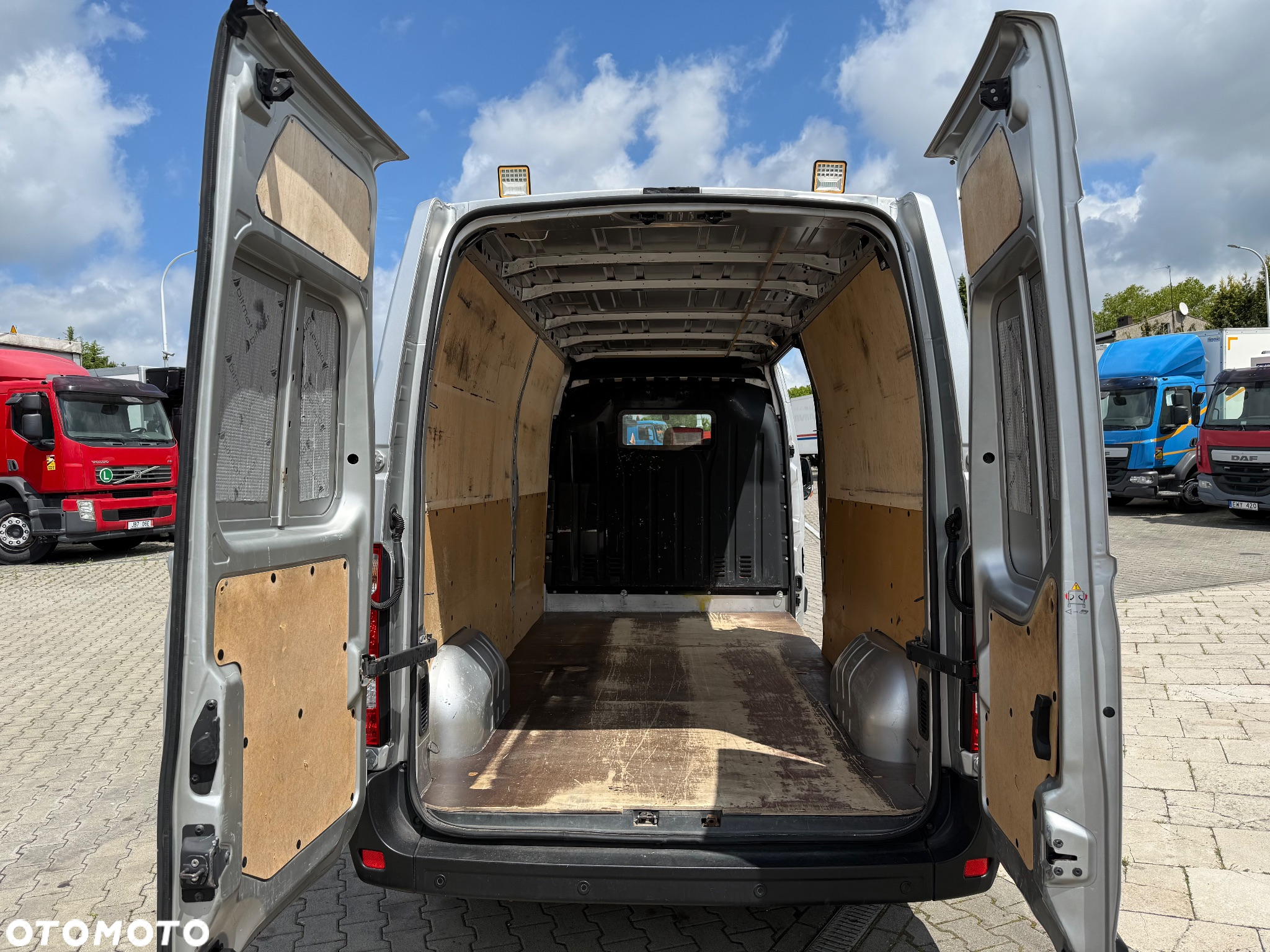 Opel Movano - 13