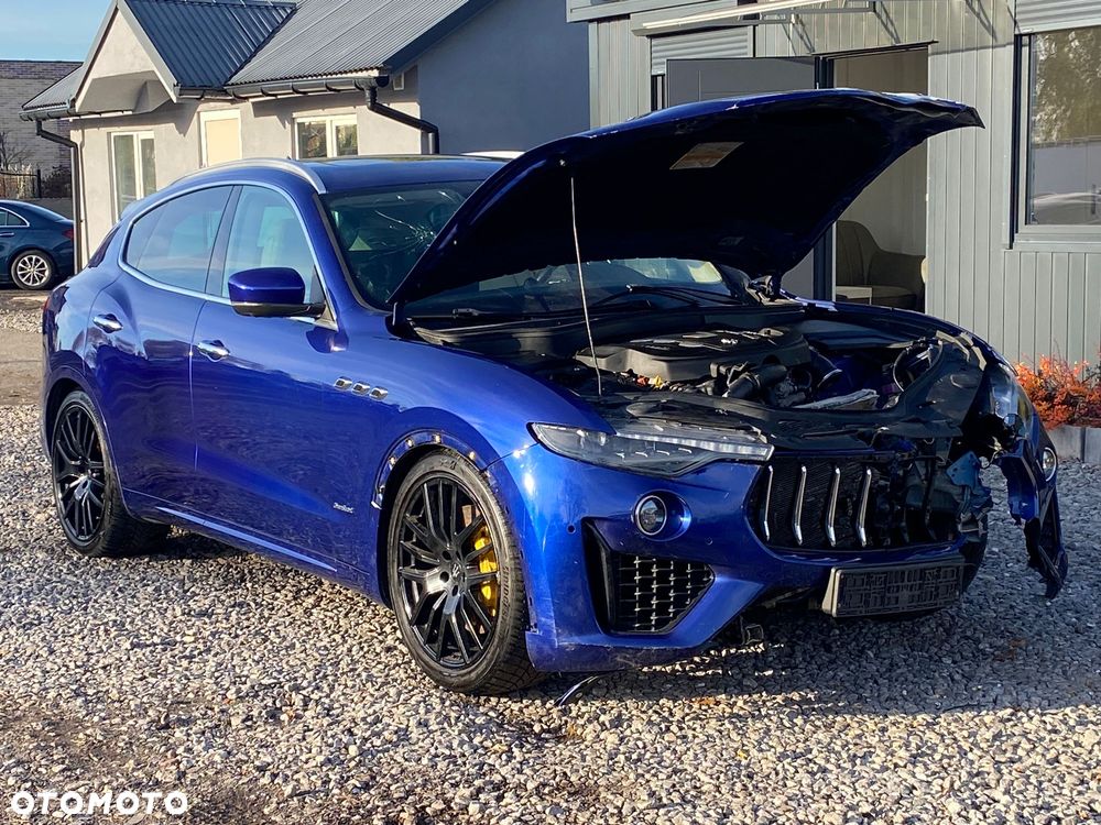 Maserati Levante - 4