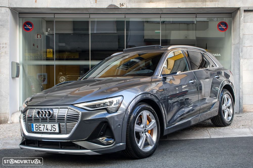 Audi e-tron 55 quattro S line - 1