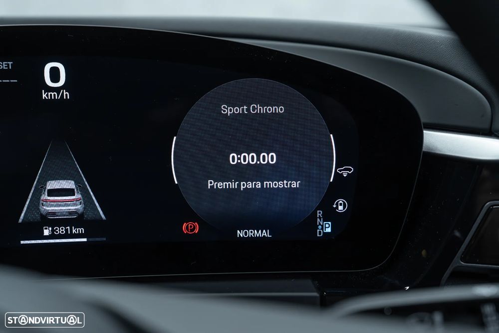 Porsche Macan Electric 4 - 31