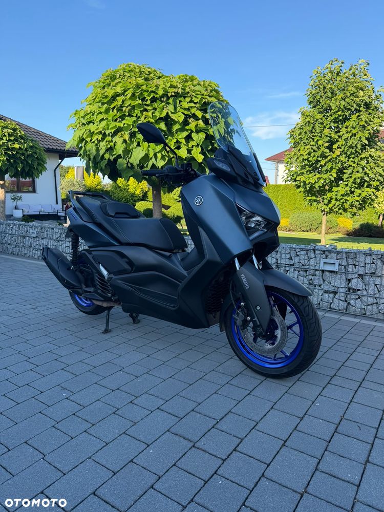 Yamaha X-max - 4