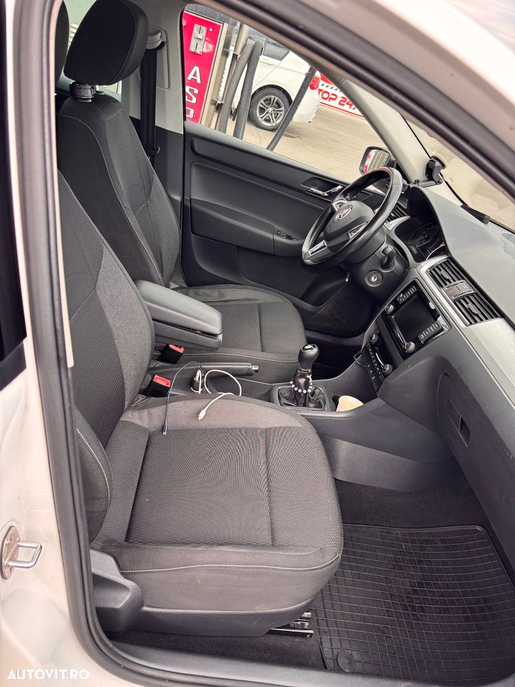 Skoda RAPID 1.6 TDI Ambition - 10