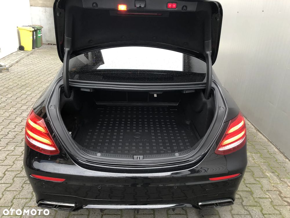 Mercedes-Benz Klasa E AMG 63 S 4-Matic+ - 18