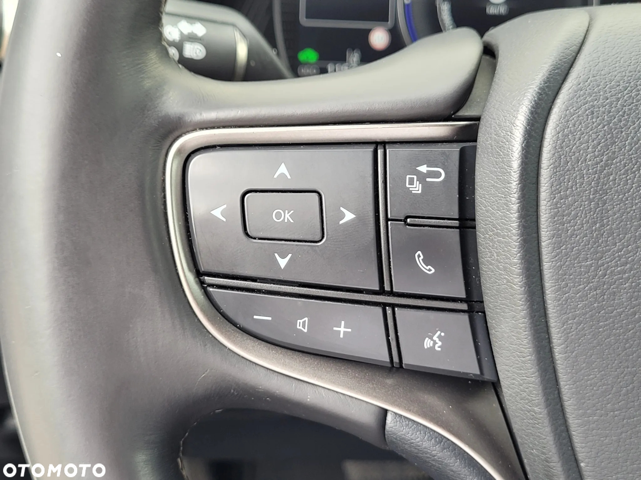 Lexus UX 250h Elegance 2WD - 26