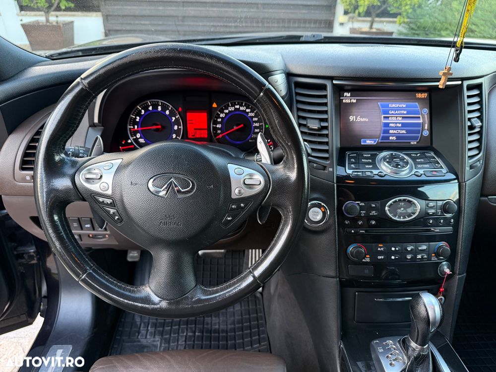 Infiniti FX 37 FX37 3.7L V6 S AWD - 4