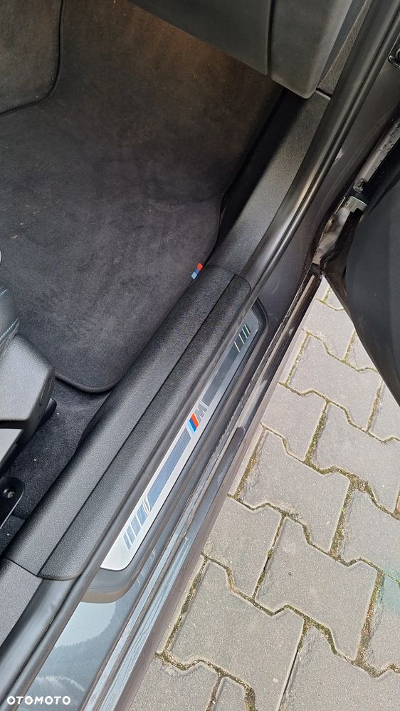 BMW Seria 3 320i M Sport sport - 21