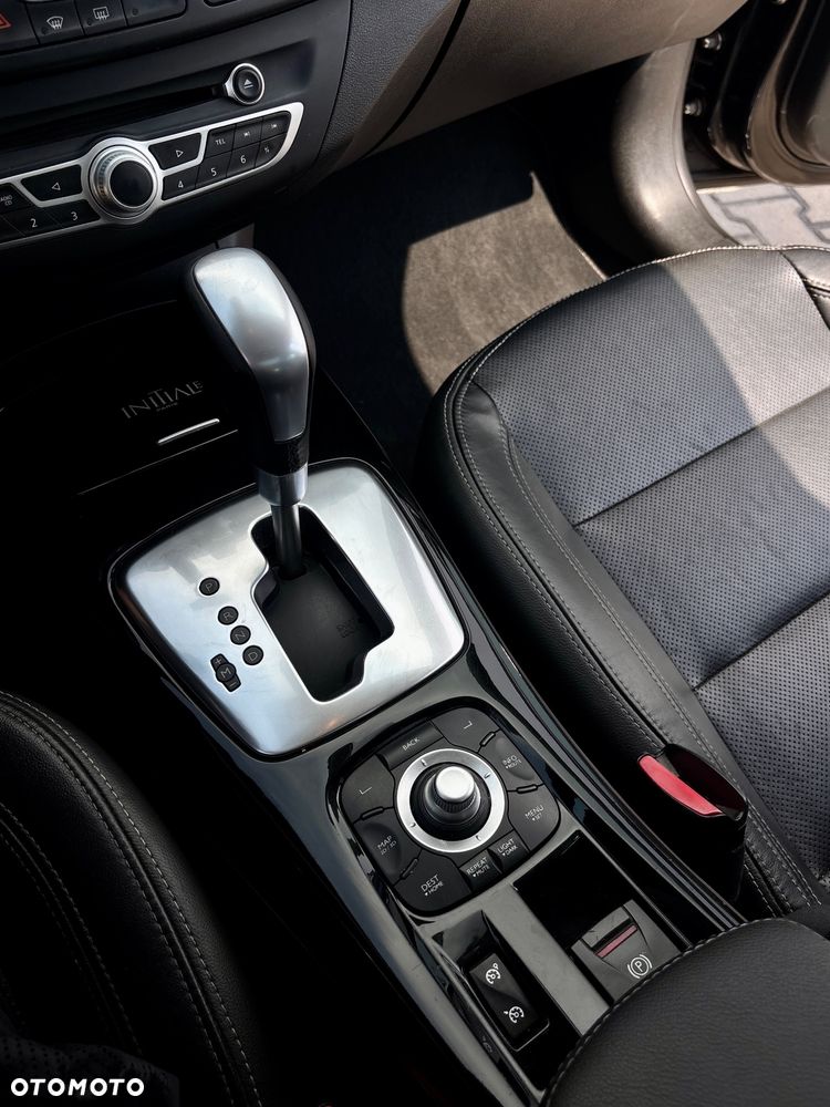 Renault Laguna 2.0 dCi Initiale - 20