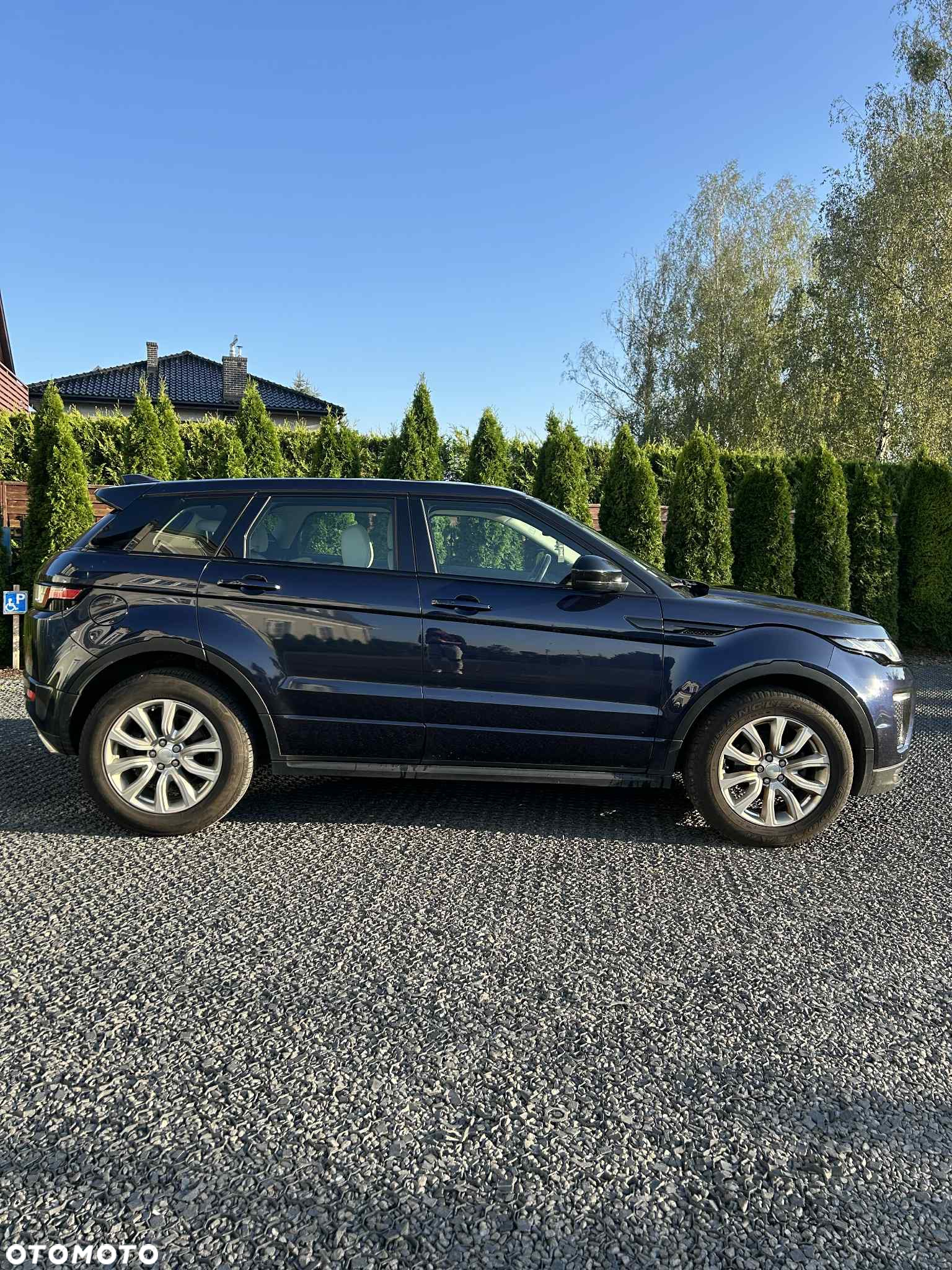 Land Rover Range Rover Evoque 2.0 D150 R-Dynamic - 6