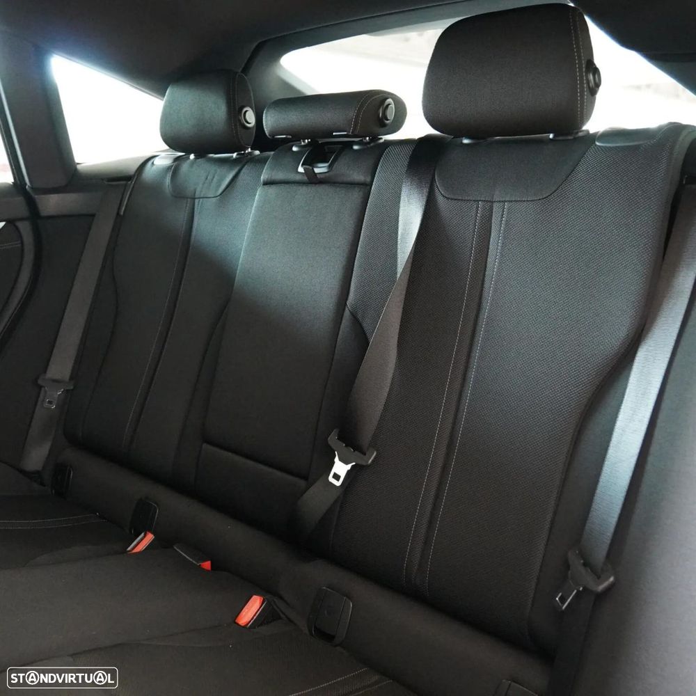 BMW 318 Gran Turismo d Line Sport Auto - 14