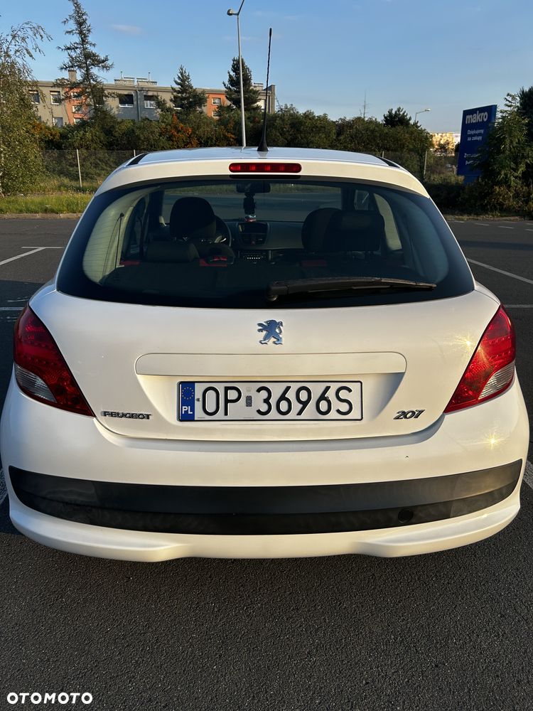 Peugeot 207 - 14