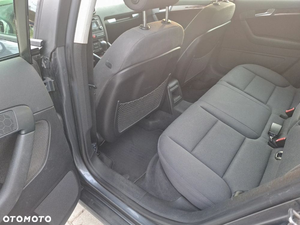 Audi A3 Sportback 1.9 TDI Ambiente - 11