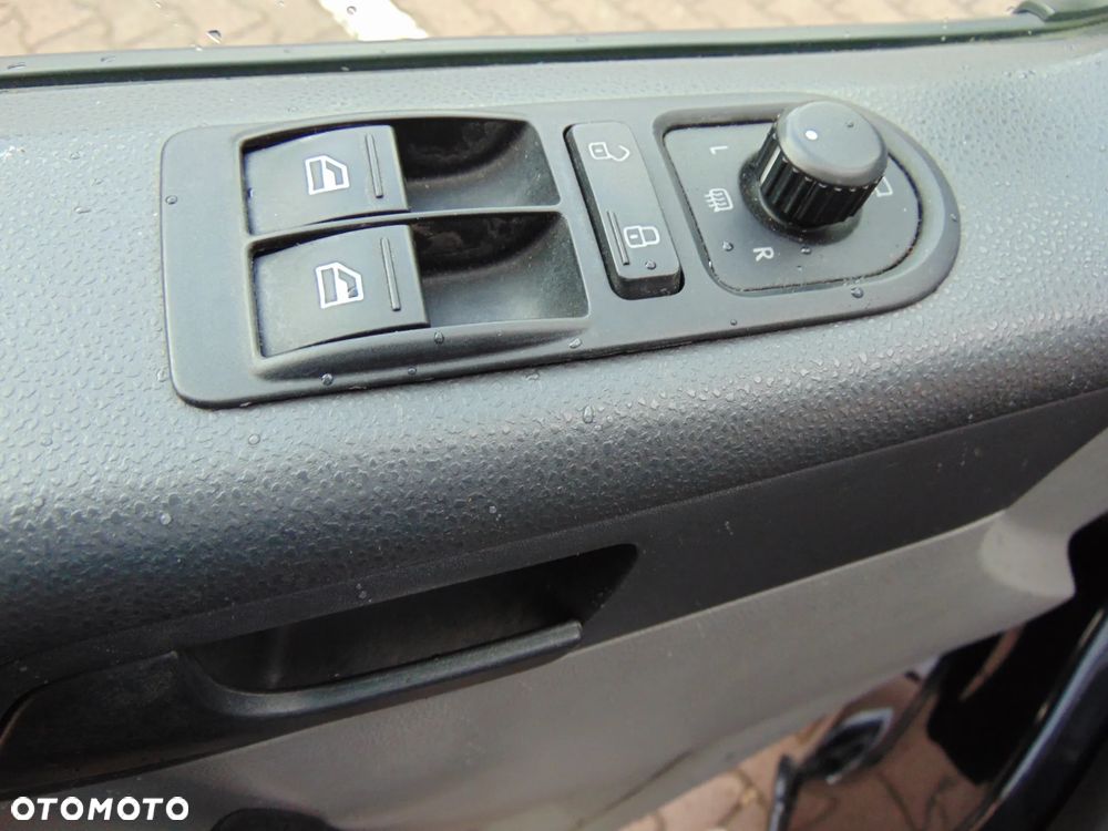 Volkswagen Transporter L2H1 - 19