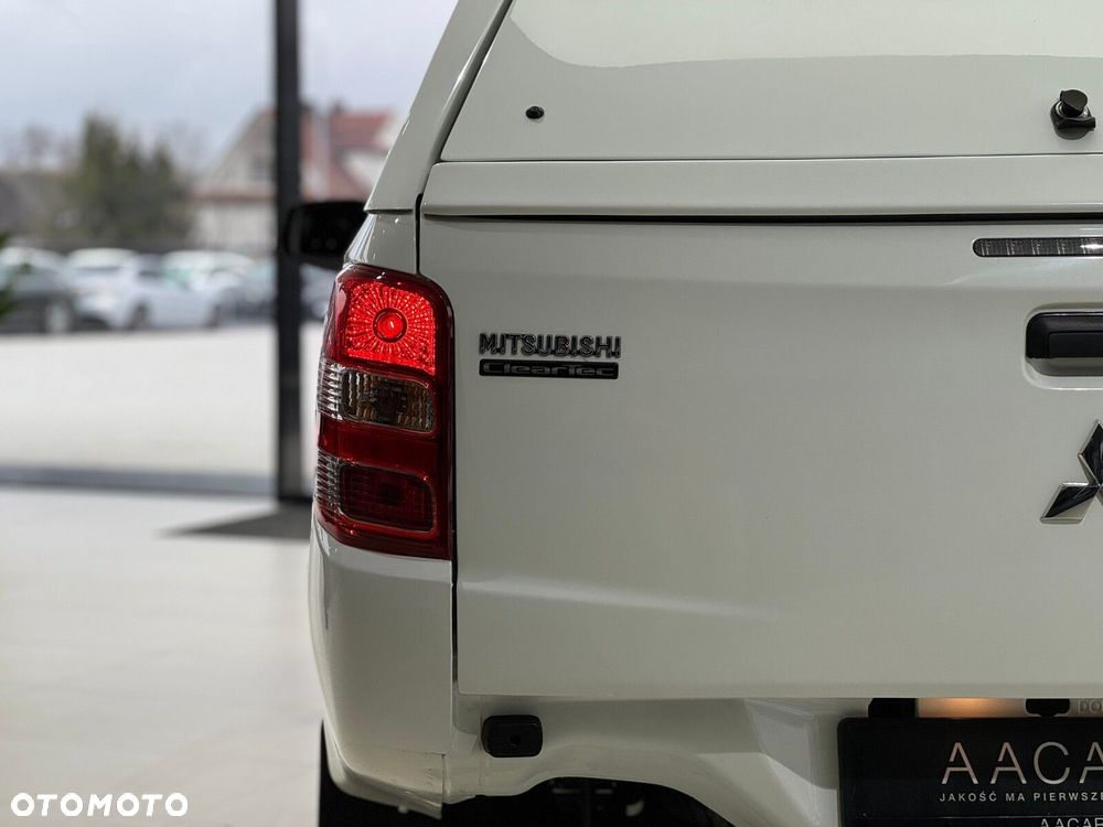 Mitsubishi L200 2.4 d DC Invite EU6 - 31