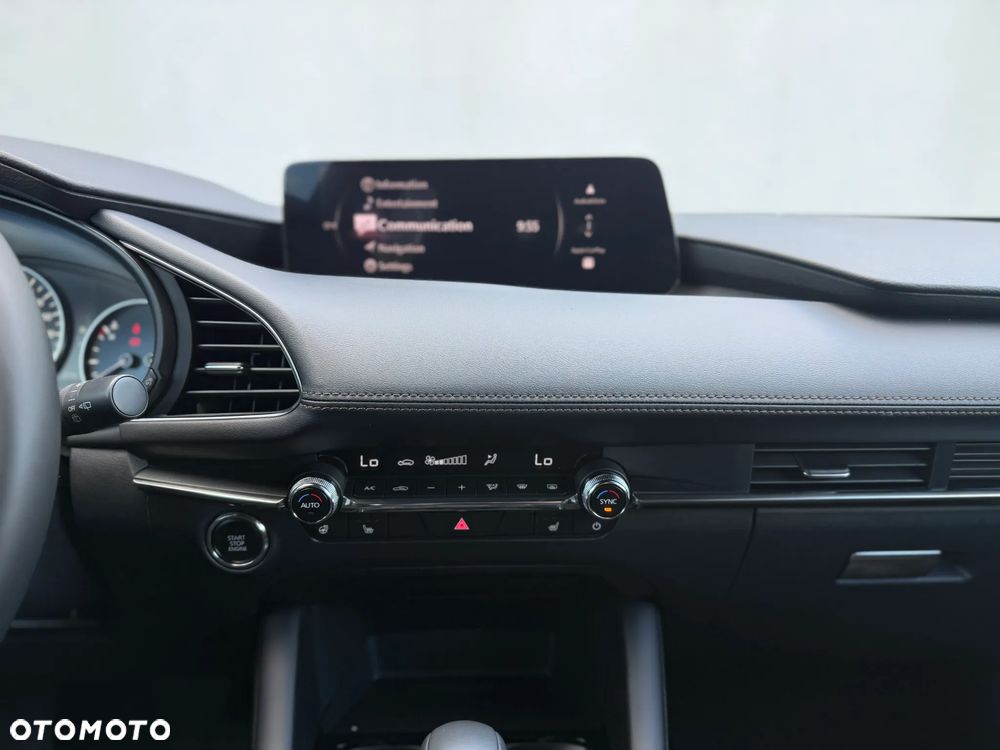Mazda 3 2.0 mHEV Centre-Line - 12