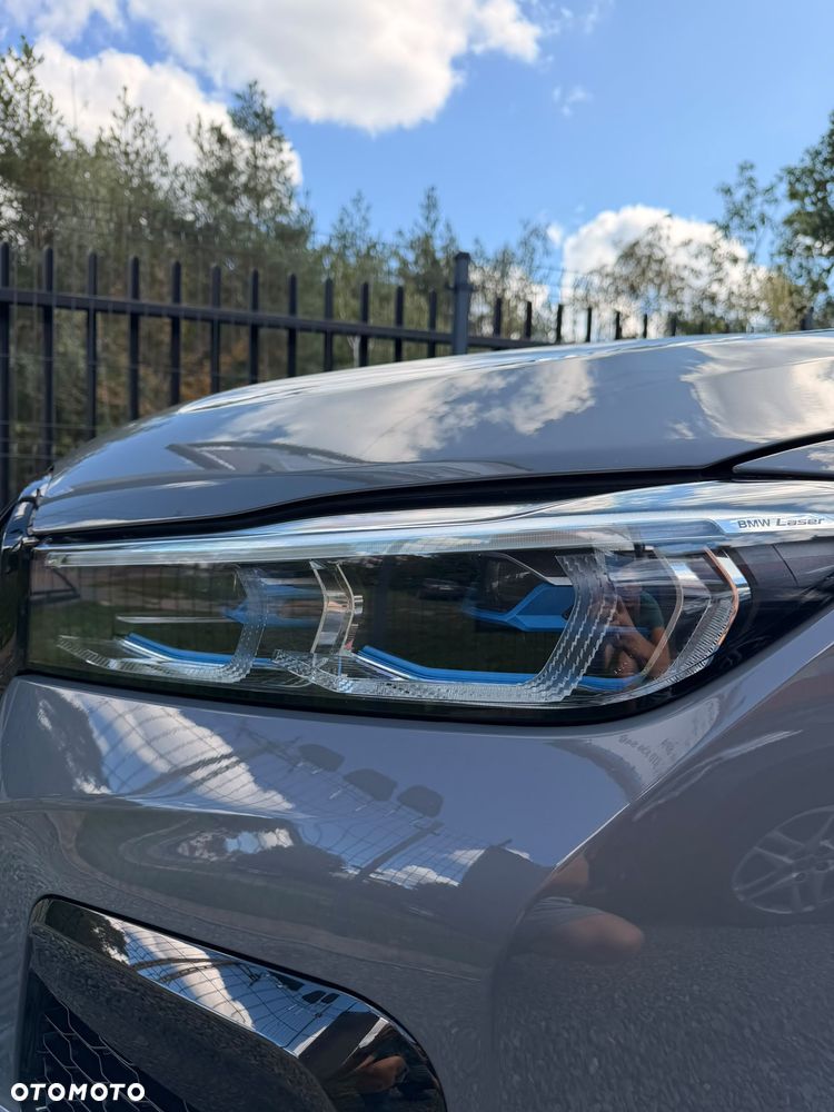 BMW Seria 7 750d xDrive - 22