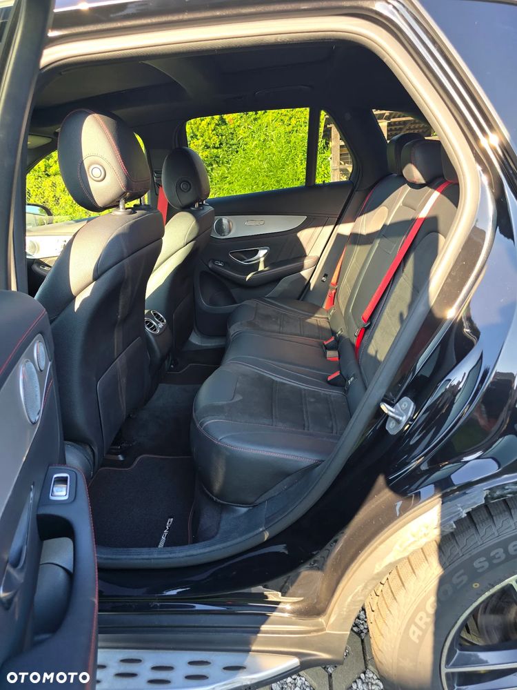 Mercedes-Benz GLC - 24