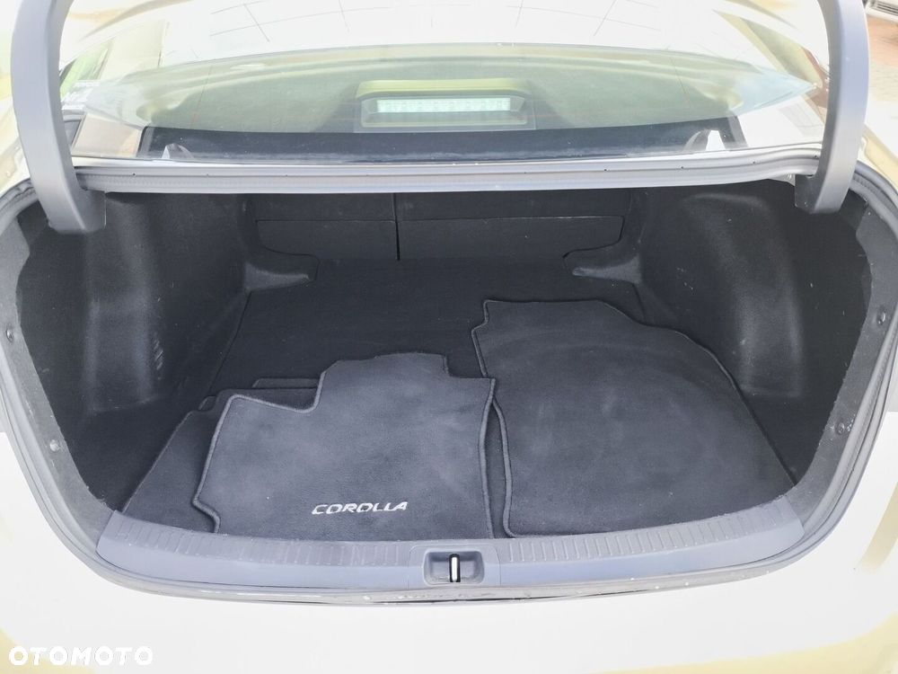 Toyota Corolla 1.6 Comfort MS - 13