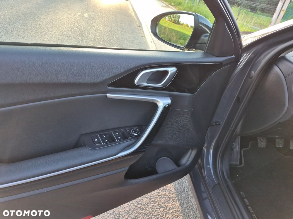 Kia Ceed - 19