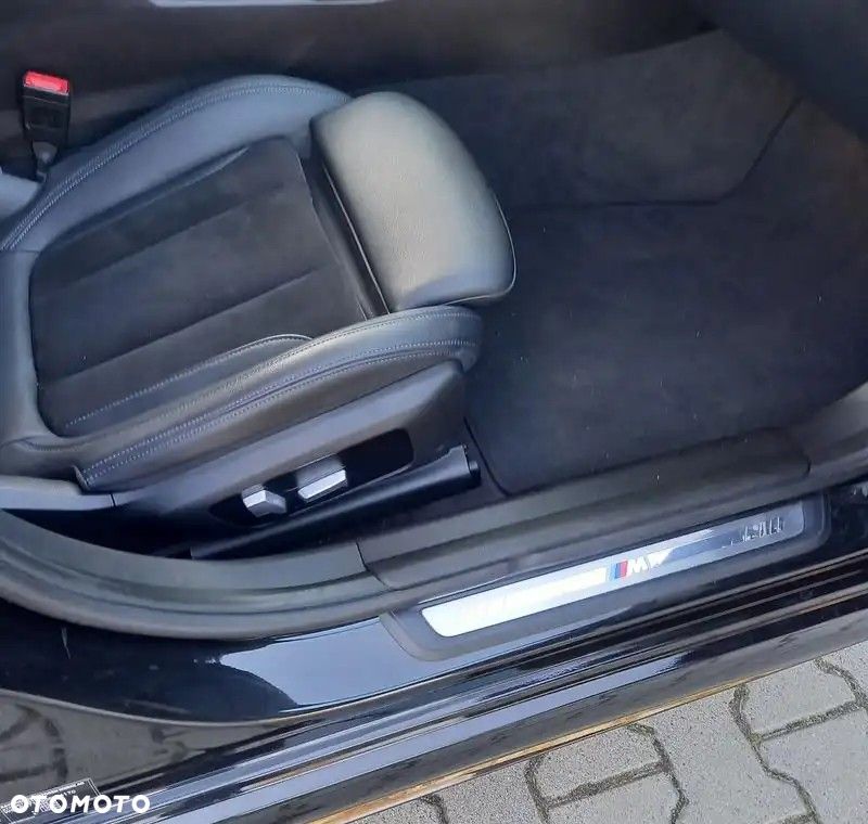BMW Seria 3 330e xDrive M Sport sport - 22