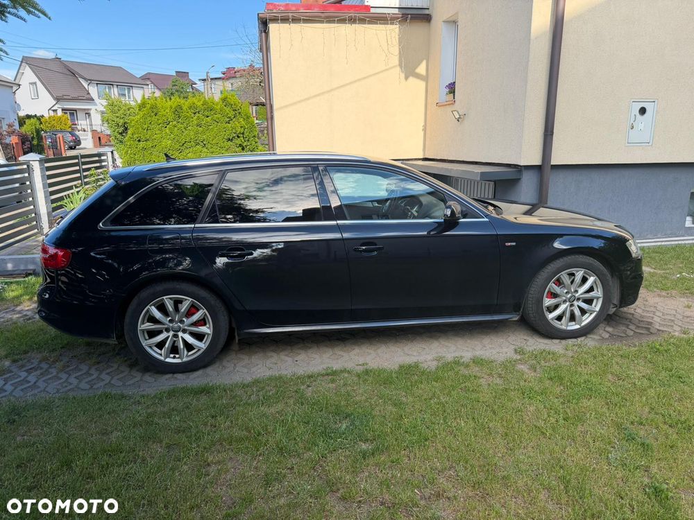Audi A4 Avant 2.0 TDI DPF quattro S line Sportpaket - 6