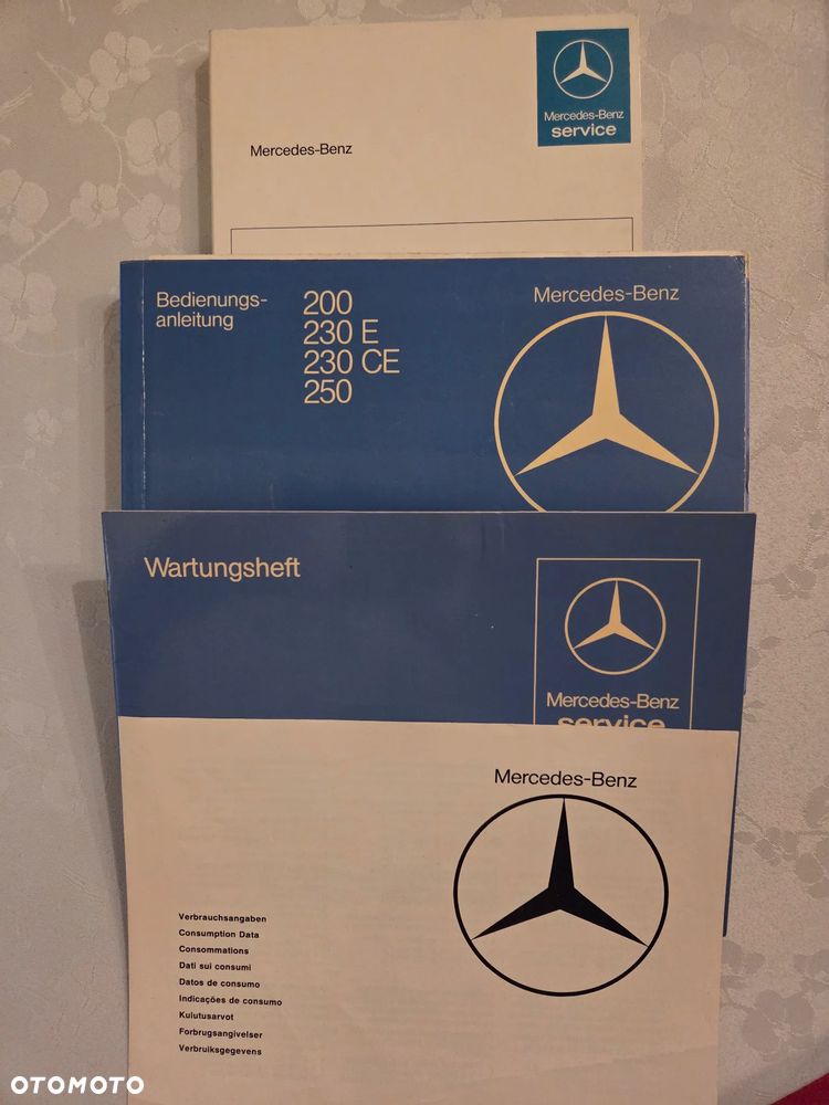 Mercedes-Benz W123 - 30