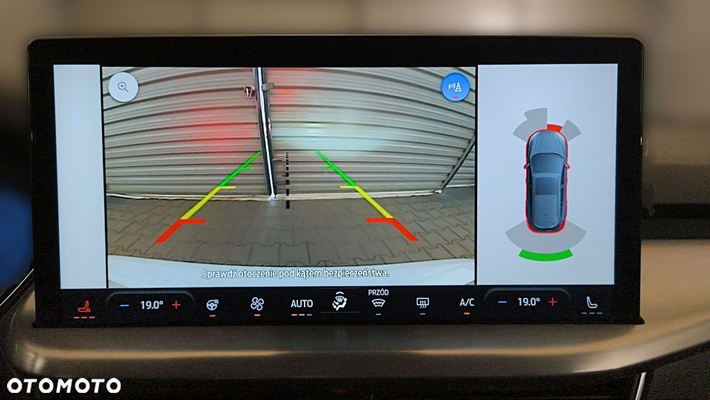 Ford Focus 1.0 EcoBoost mHEV Titanium X - 32