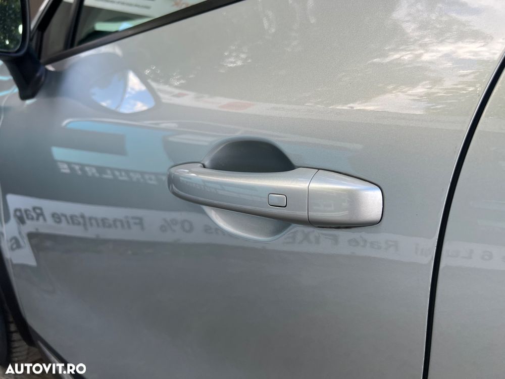Renault Captur BLUE dCi 115 BUSINESS EDITION - 26