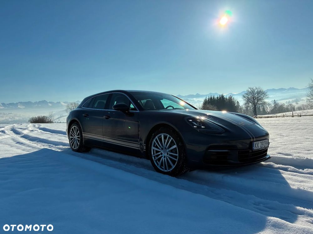 Porsche Panamera 4S - 8
