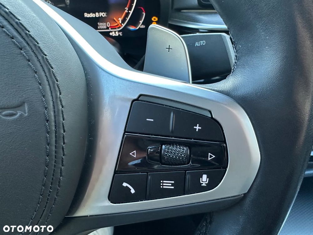 BMW Seria 5 530i xDrive mHEV M Sport sport - 16