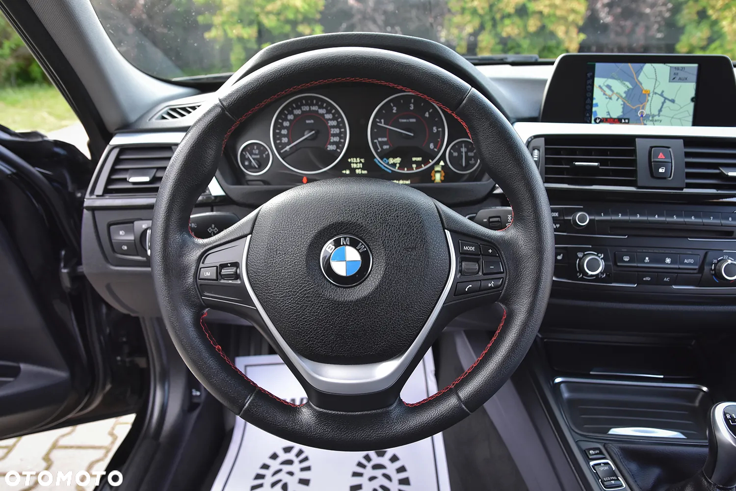 BMW Seria 3 - 34