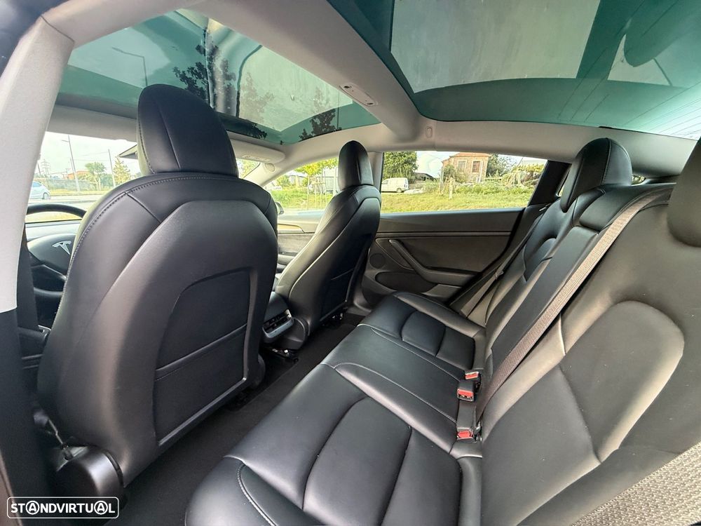 Tesla Model 3 Long Range Tração Integral - 17
