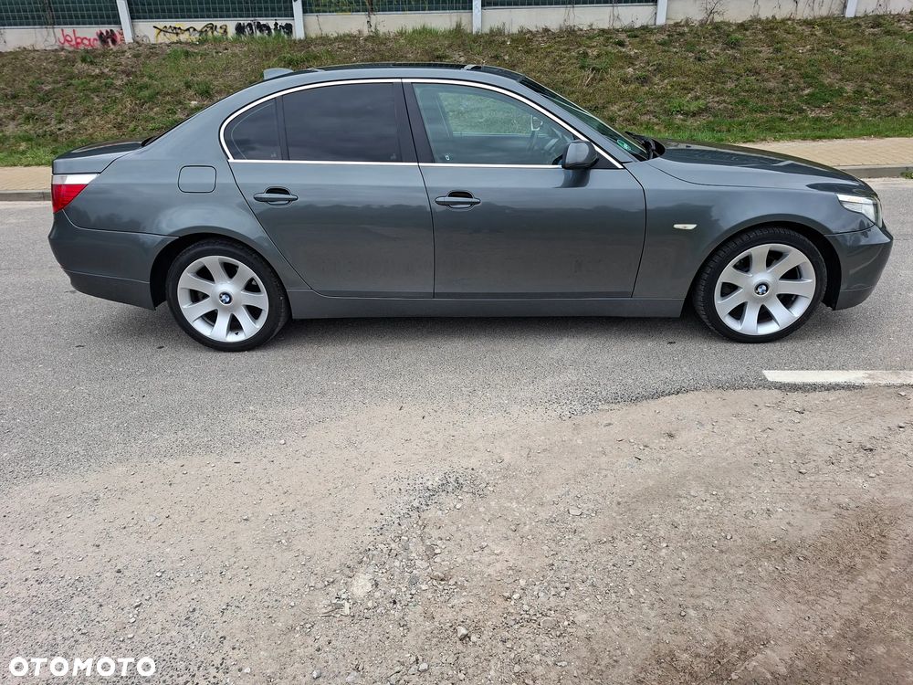 BMW Seria 5 - 35