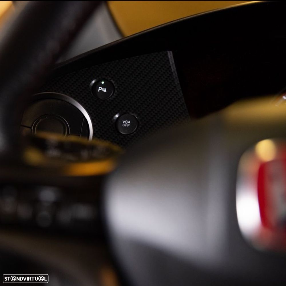 Honda Civic 2.0 Type-R - 16