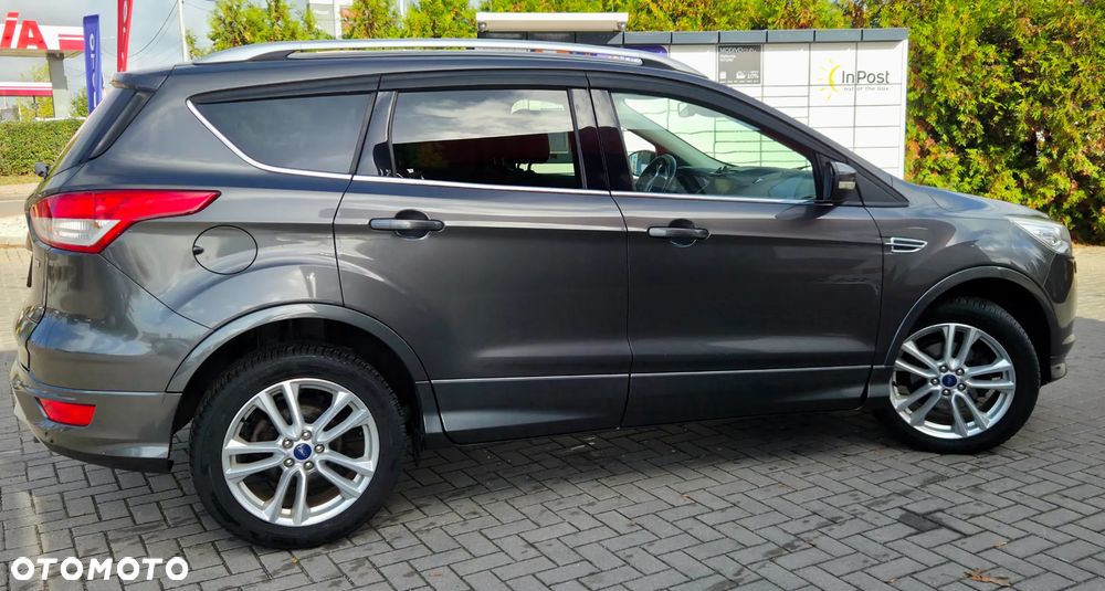 Ford Kuga 1.5 EcoBoost 2x4 Titanium - 18