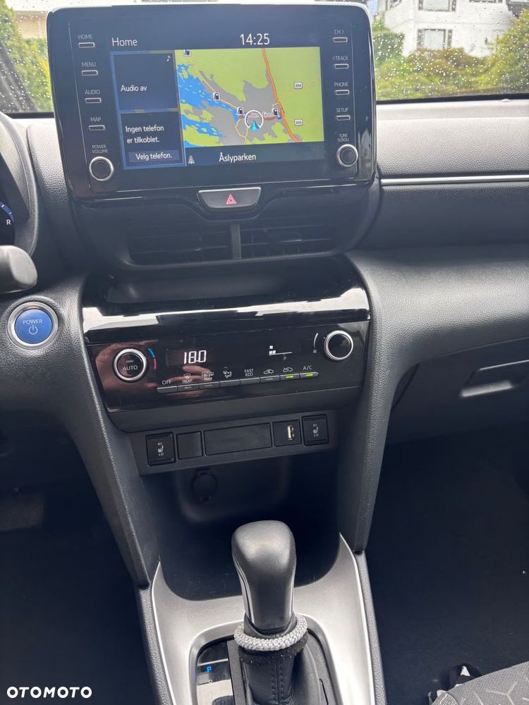 Toyota Yaris Cross Hybrid 1.5 Comfort - 23