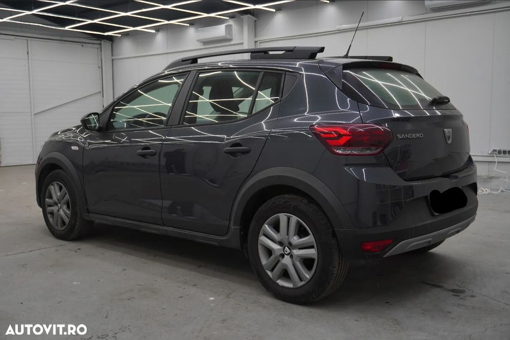 Dacia Sandero TCe 90 Essential - 4