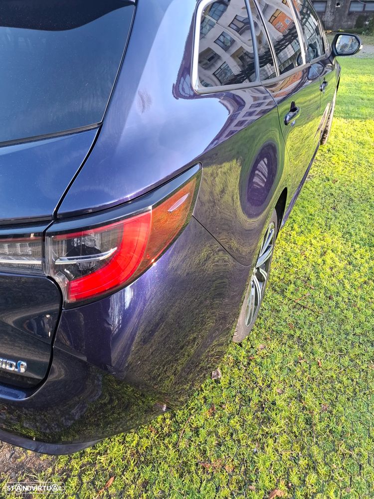 Toyota Corolla Touring Sports 1.8 Hybrid Comfort+P.Sport - 3