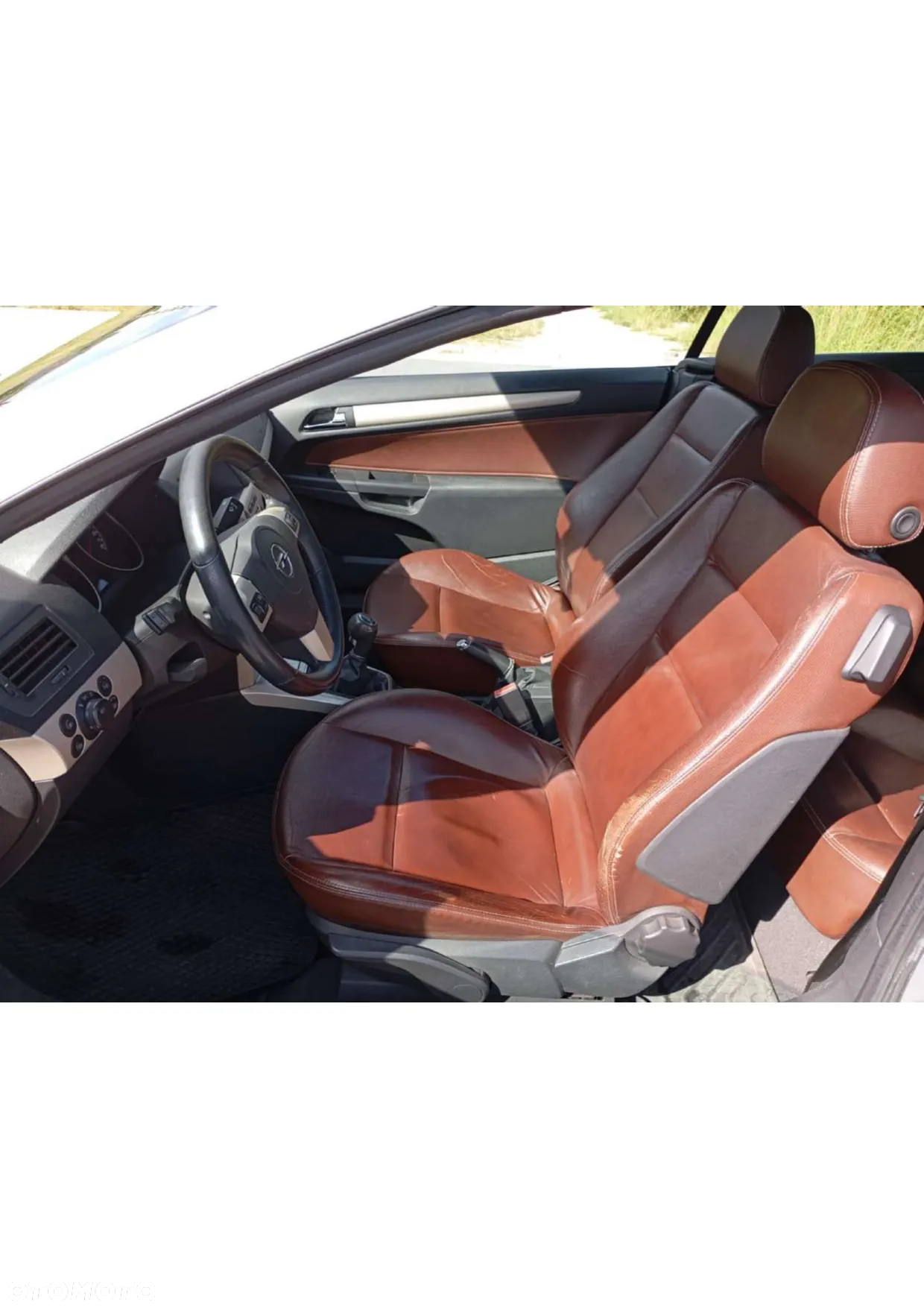 Opel Astra III GTC 1.8 Cosmo - 14