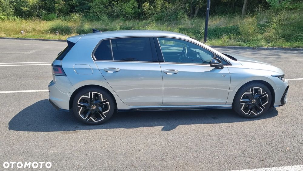 Volkswagen Golf 1.5 TSI R-Line Plus - 9