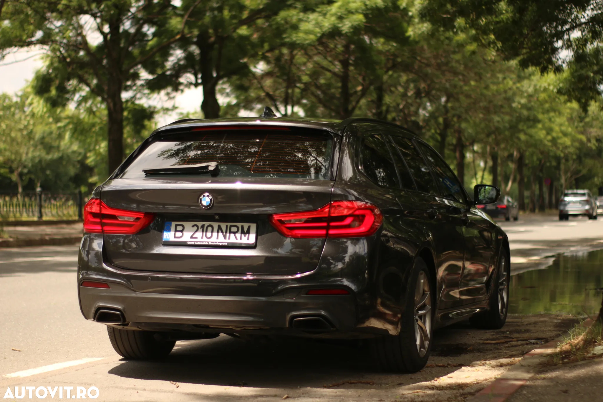 BMW Seria 5 520d xDrive AT - 7