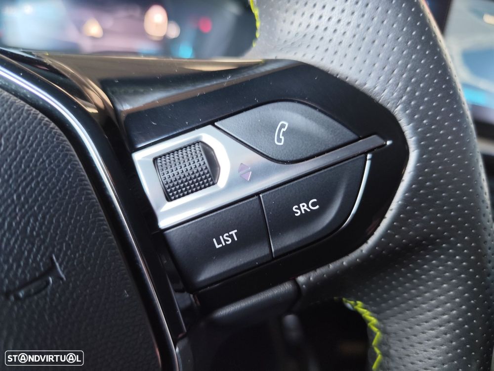 Peugeot 2008 1.5 BlueHDi GT Line EAT8 - 17