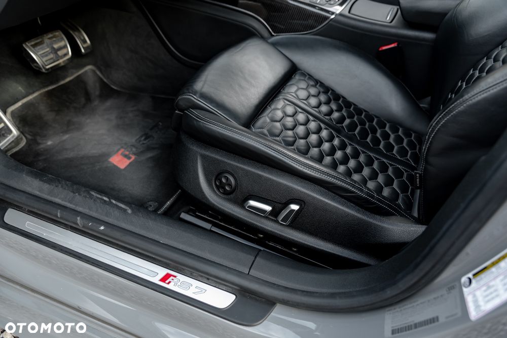Audi RS7 Sportback - 22